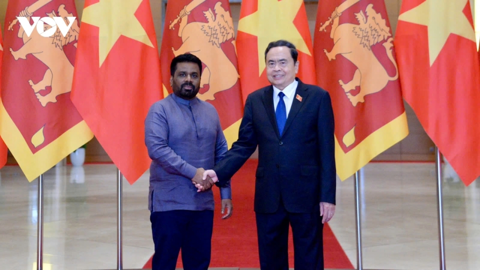 NA Chairman hosts Sri Lankan President